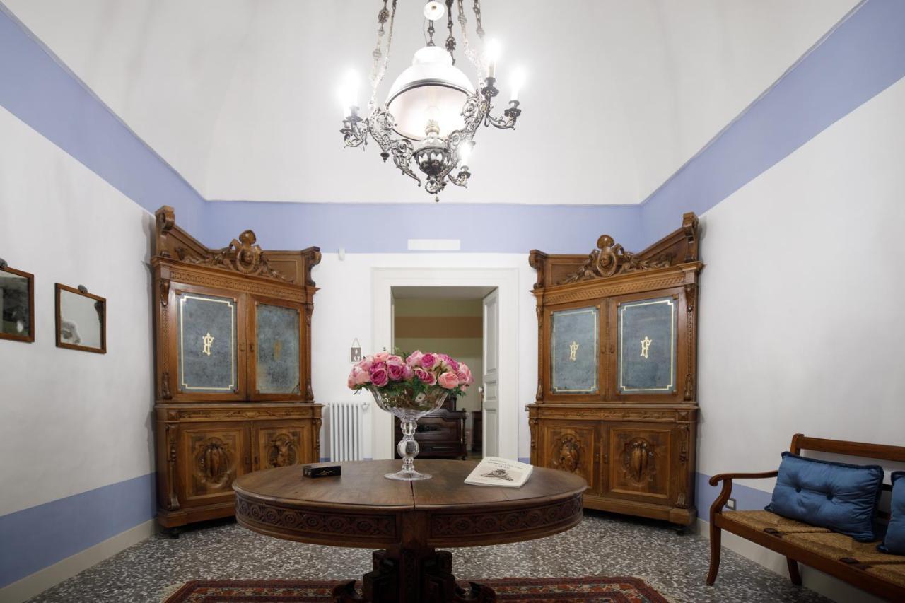 Bed and Breakfast Palazzo Introna à Mola di Bari Extérieur photo